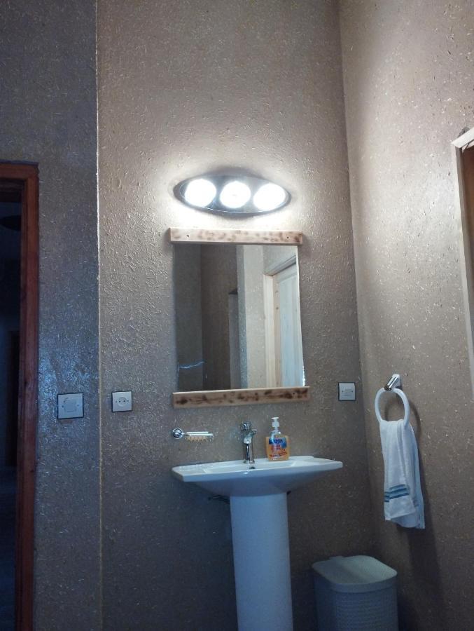 Dar Al Qanass Imane Hostel Midelt Bagian luar foto