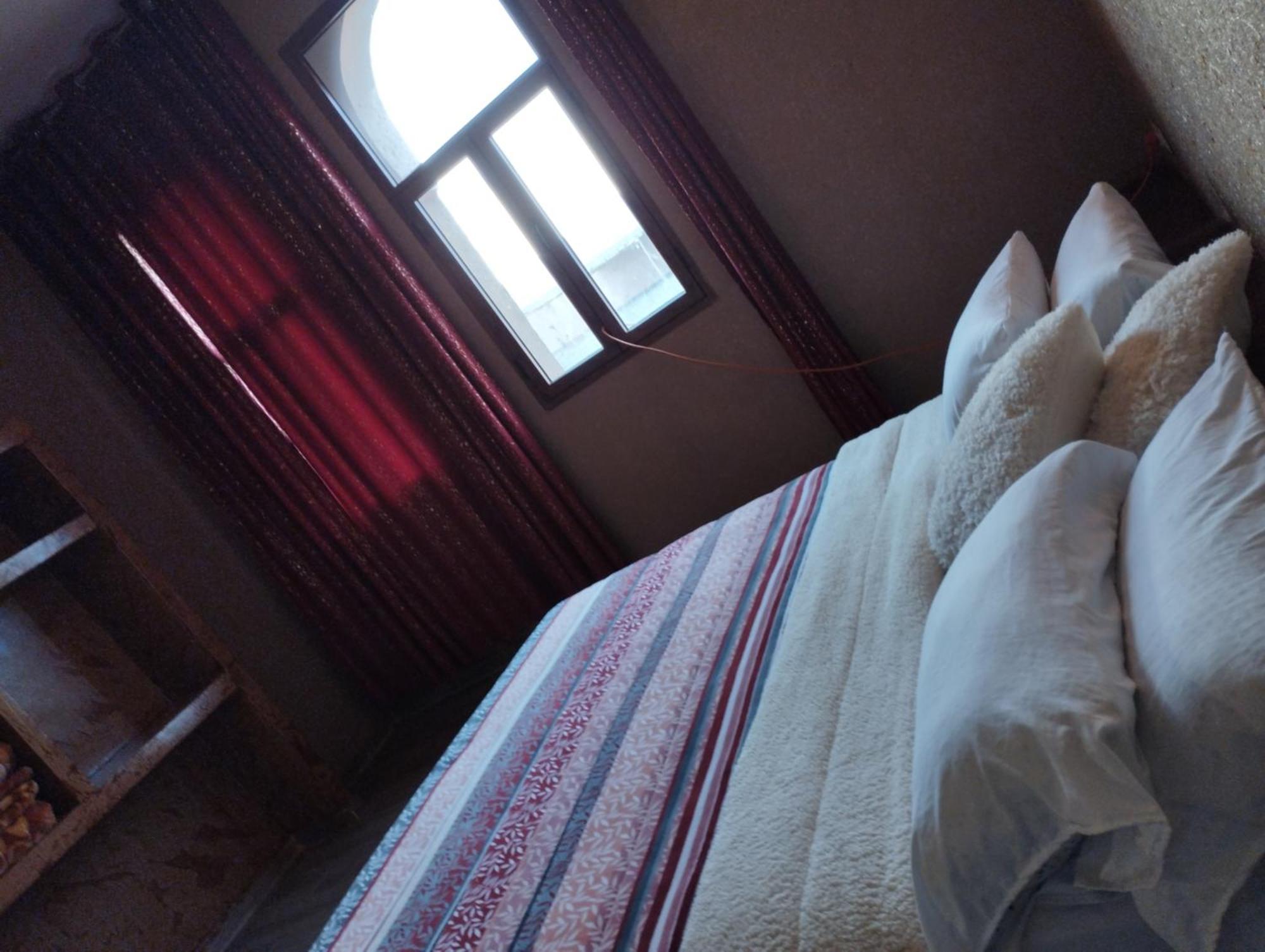 Dar Al Qanass Imane Hostel Midelt Bagian luar foto