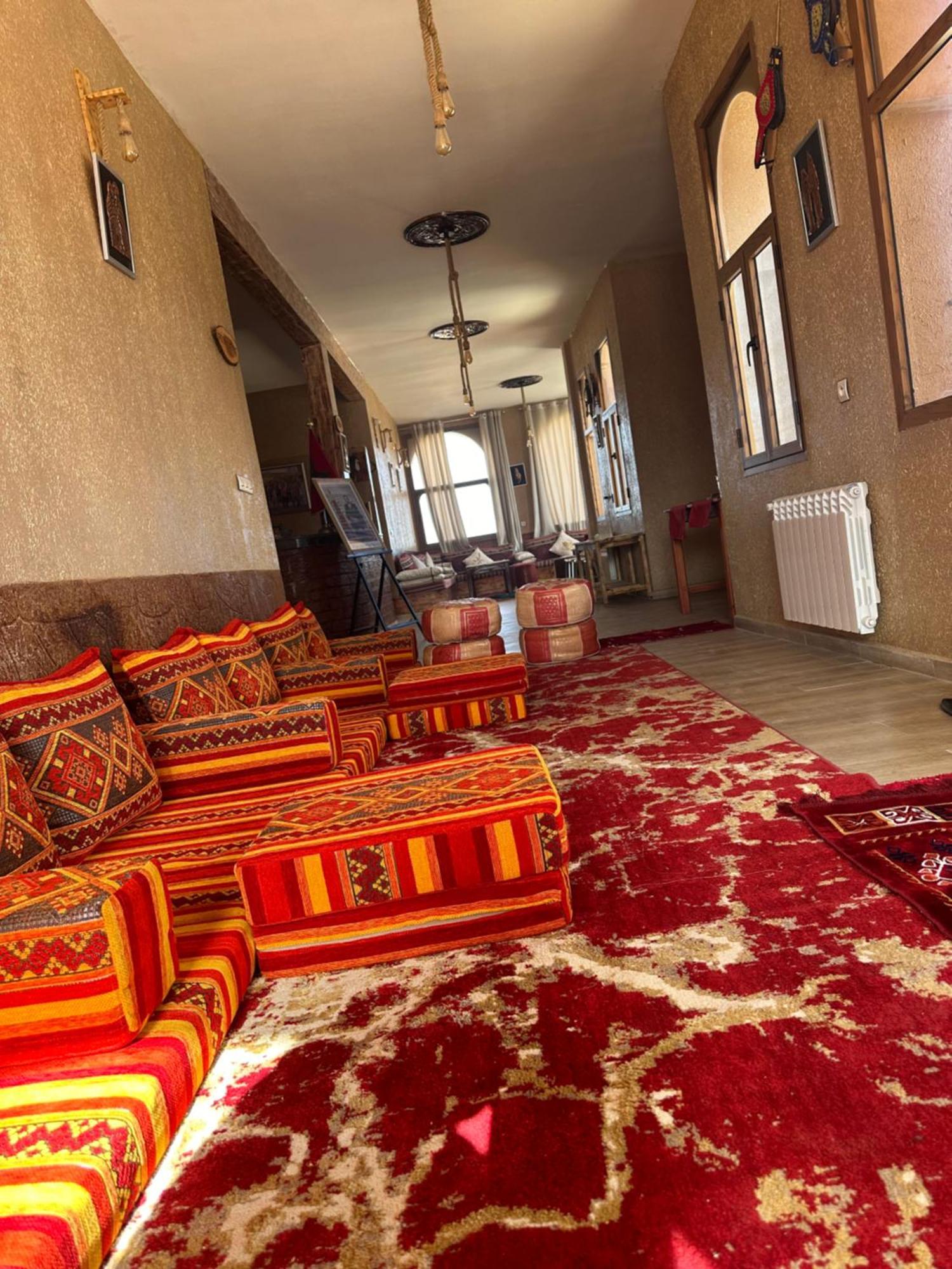 Dar Al Qanass Imane Hostel Midelt Bagian luar foto